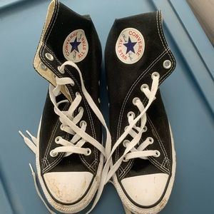 Women’s high top black converse, size 9.5
